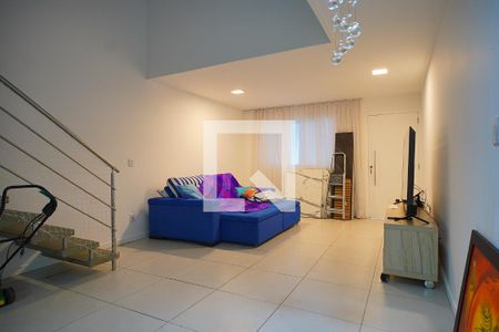 Sala de casa para alugar com 2 quartos, 145m² em Rio Tavares, Florianópolis
