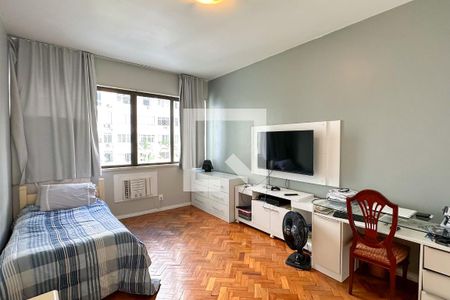 Quarto 01 de apartamento para alugar com 3 quartos, 202m² em Copacabana, Rio de Janeiro