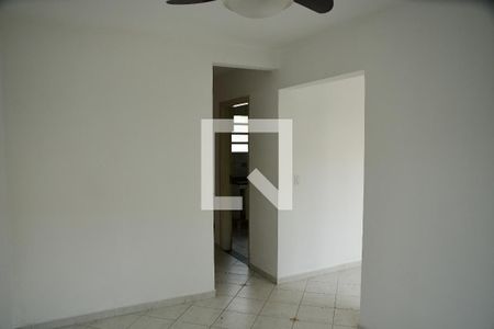 Sala de casa de condomínio para alugar com 3 quartos, 84m² em Jardim Petrópolis, Cotia