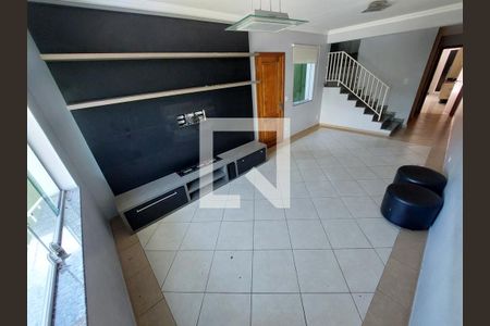 Capa de casa para alugar com 3 quartos, 160m² em Vila Sonia, São Paulo