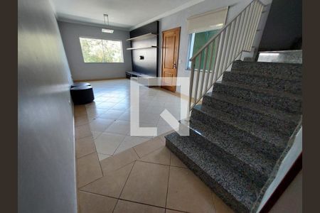 Casa à venda com 160m², 3 quartos e 3 vagasSala