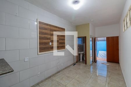 Sala e Cozinha Integrada de casa para alugar com 2 quartos, 89m² em Itaquera, São Paulo