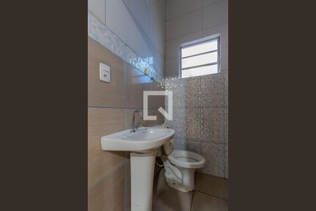 Lavabo de casa para alugar com 2 quartos, 89m² em Itaquera, São Paulo