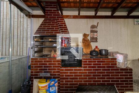 Casa à venda com 144m², 3 quartos e 3 vagas Casa à venda com 144m², 3 quartos e 3 vagasEspaço Gourmet