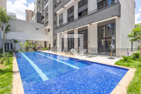 Piscina de kitnet/studio para alugar com 1 quarto, 25m² em Pinheiros, São Paulo