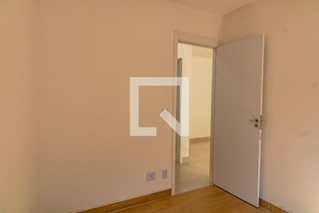 Quarto 1 de apartamento à venda com 2 quartos, 53m² em Jardim Itacolomi, São Paulo