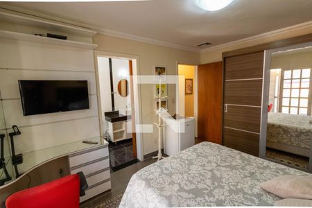 Casa para alugar com 285m², 4 quartos e 5 vagas Casa para alugar com 285m², 4 quartos e 5 vagasSuíte 2