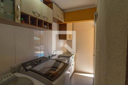 Casa para alugar com 285m², 4 quartos e 5 vagas Casa para alugar com 285m², 4 quartos e 5 vagasLavanderia