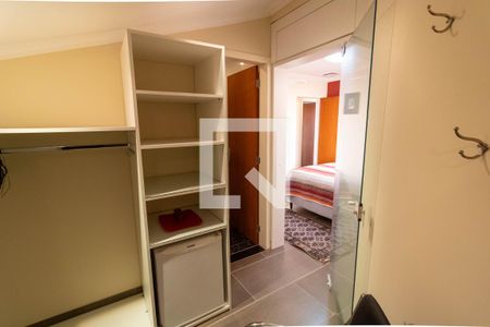 Casa para alugar com 285m², 4 quartos e 5 vagas Casa para alugar com 285m², 4 quartos e 5 vagasCloset da suíte 3