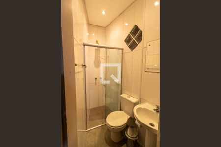 Casa para alugar com 285m², 4 quartos e 5 vagas Casa para alugar com 285m², 4 quartos e 5 vagasBanheiro de serviço