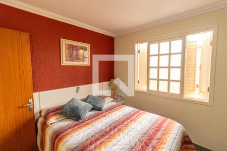 Casa para alugar com 285m², 4 quartos e 5 vagas Casa para alugar com 285m², 4 quartos e 5 vagasSuíte 3