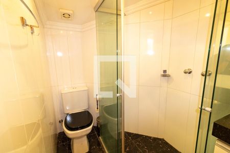 Casa para alugar com 285m², 4 quartos e 5 vagas Casa para alugar com 285m², 4 quartos e 5 vagasBanheiro da Suíte 3