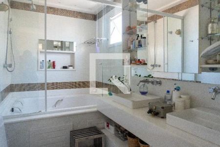 Apartamento à venda com 3 quartos, 210m² em Itaim Bibi, São Paulo