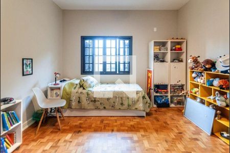 Casa à venda com 3 quartos, 270m² em Planalto Paulista, São Paulo