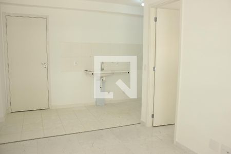 Sala de apartamento para alugar com 2 quartos, 42m² em Jardim Adriana, Guarulhos