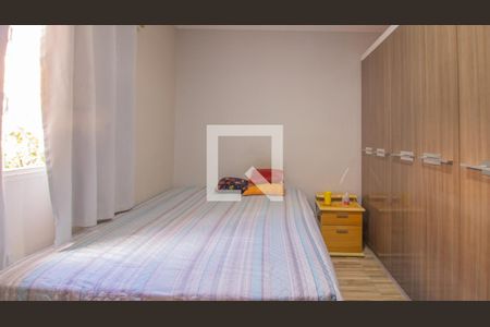 Casa à venda com 127m², 3 quartos e 3 vagas Casa à venda com 127m², 3 quartos e 3 vagasQuarto