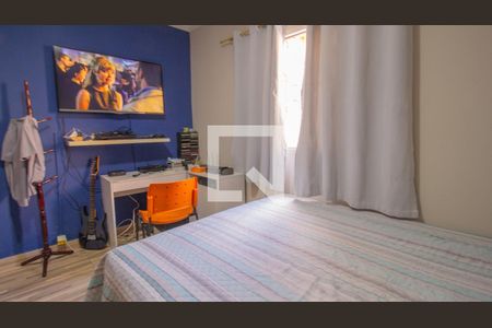 Casa à venda com 127m², 3 quartos e 3 vagas Casa à venda com 127m², 3 quartos e 3 vagasQuarto