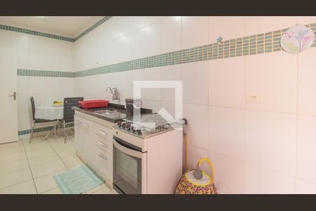 Casa à venda com 127m², 3 quartos e 3 vagas Casa à venda com 127m², 3 quartos e 3 vagasCozinha