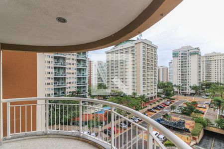 Varanda - Vista de apartamento à venda com 2 quartos, 68m² em Barra da Tijuca, Rio de Janeiro