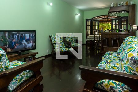 Sala de casa de condomínio à venda com 4 quartos, 200m² em Pechincha, Rio de Janeiro