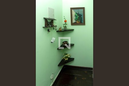 Corredor do lavabo de casa de condomínio à venda com 4 quartos, 200m² em Pechincha, Rio de Janeiro