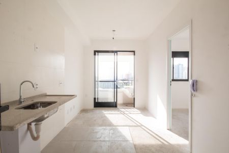 Sala/Cozinha de apartamento para alugar com 1 quarto, 28m² em Km 18, Osasco