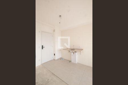 Sala/Cozinha de apartamento à venda com 1 quarto, 28m² em Km 18, Osasco