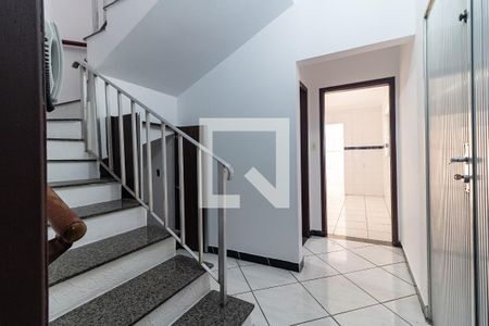 Corredor de casa para alugar com 3 quartos, 80m² em Sacomã, São Paulo