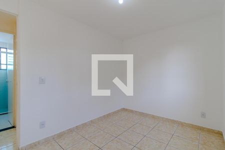 Quarto 1 de apartamento à venda com 2 quartos, 47m² em Jardim Mirna, Taboão da Serra