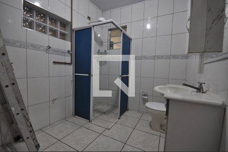 Banheiro de casa para alugar com 1 quarto, 45m² em Vila Mazzei, São Paulo