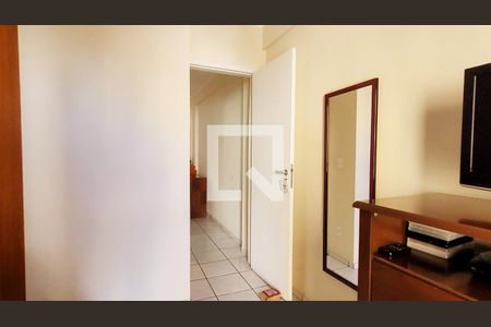 Quarto de apartamento à venda com 1 quarto, 47m² em Cambuí, Campinas