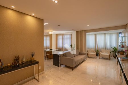 Sala de apartamento à venda com 4 quartos, 145m² em Carmo, Belo Horizonte