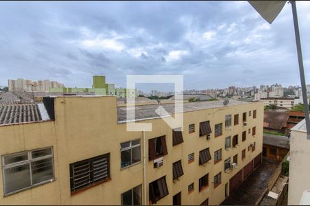Vista Sala de Estar e Jantar de apartamento à venda com 2 quartos, 67m² em Partenon, Porto Alegre