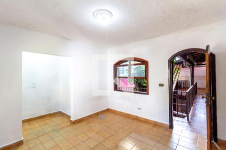 Quarto 2 de casa para alugar com 2 quartos, 85m² em Jardim Coimbra, São Paulo