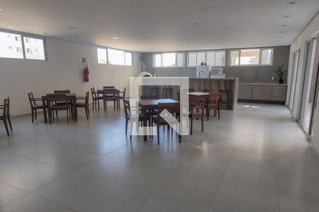 Apartamento para alugar com 48m², 1 quarto e 1 vaga Apartamento para alugar com 48m², 1 quarto e 1 vagaÁrea comum - Salão de festas