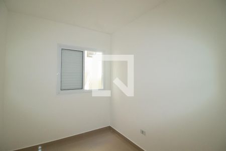 Quarto 1 de apartamento para alugar com 2 quartos, 42m² em Vila Mazzei, São Paulo