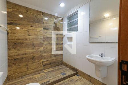 Banheiro da Suíte de casa para alugar com 4 quartos, 180m² em Piedade, Rio de Janeiro