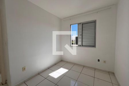 Quarto 2 de apartamento para alugar com 2 quartos, 47m² em Vila Urupes, Suzano