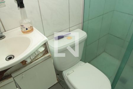 Banheiro de apartamento à venda com 2 quartos, 42m² em Candelária, Belo Horizonte