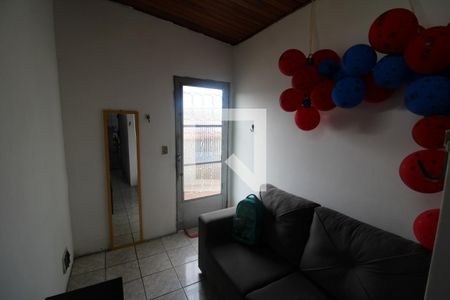 Casa 1 - Sala de casa à venda com 6 quartos, 220m² em Vila Leonor, São Paulo