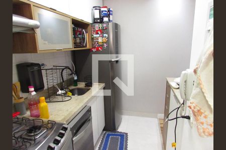 Cozinha de apartamento à venda com 2 quartos, 51m² em Jardim Monte Alegre, Taboão da Serra