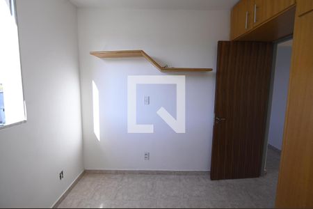 Quarto 2 de apartamento para alugar com 3 quartos, 85m² em Jardim das Esmeraldas, Goiânia