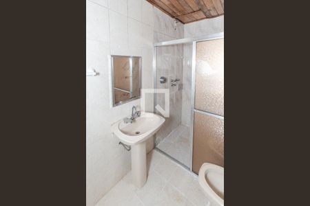 Banheiro da Suíte de casa para alugar com 1 quarto, 45m² em Vila Nova Mazzei, São Paulo