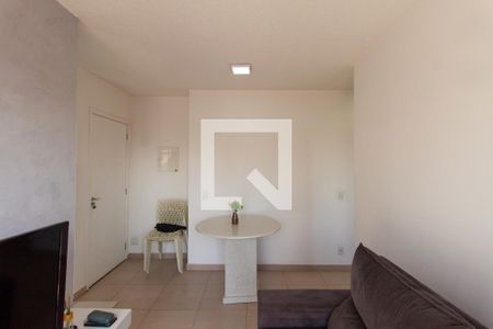 Sala de apartamento para alugar com 2 quartos, 55m² em Quinta da Paineira, São Paulo