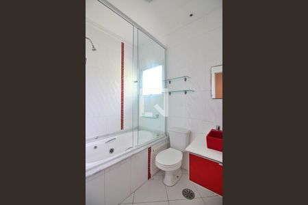 Quarto 1 - Suíte Banheiro  de casa de condomínio à venda com 3 quartos, 120m² em Vila Planalto, São Bernardo do Campo