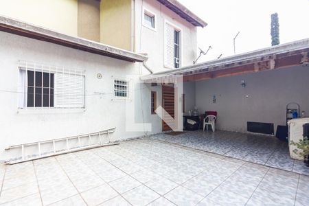 Garagem de casa à venda com 4 quartos, 217m² em Umuarama, Osasco