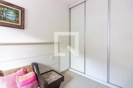 Suíte 1 de casa à venda com 4 quartos, 217m² em Umuarama, Osasco