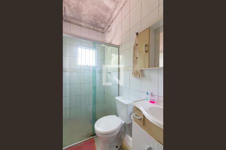 Casa à venda com 217m², 4 quartos e 3 vagas Casa à venda com 217m², 4 quartos e 3 vagasBanheiro da Suíte 2