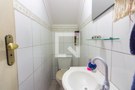 Lavabo de casa à venda com 4 quartos, 217m² em Umuarama, Osasco