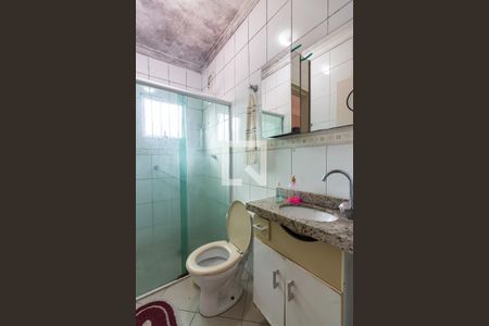 Casa à venda com 217m², 4 quartos e 3 vagas Casa à venda com 217m², 4 quartos e 3 vagasBanheiro da Suíte 4